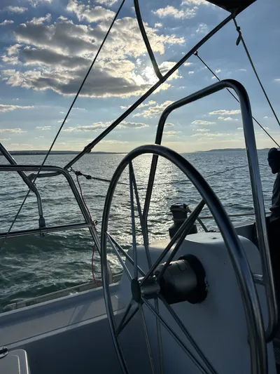 Vitorlázás a Balatonon és Adrián